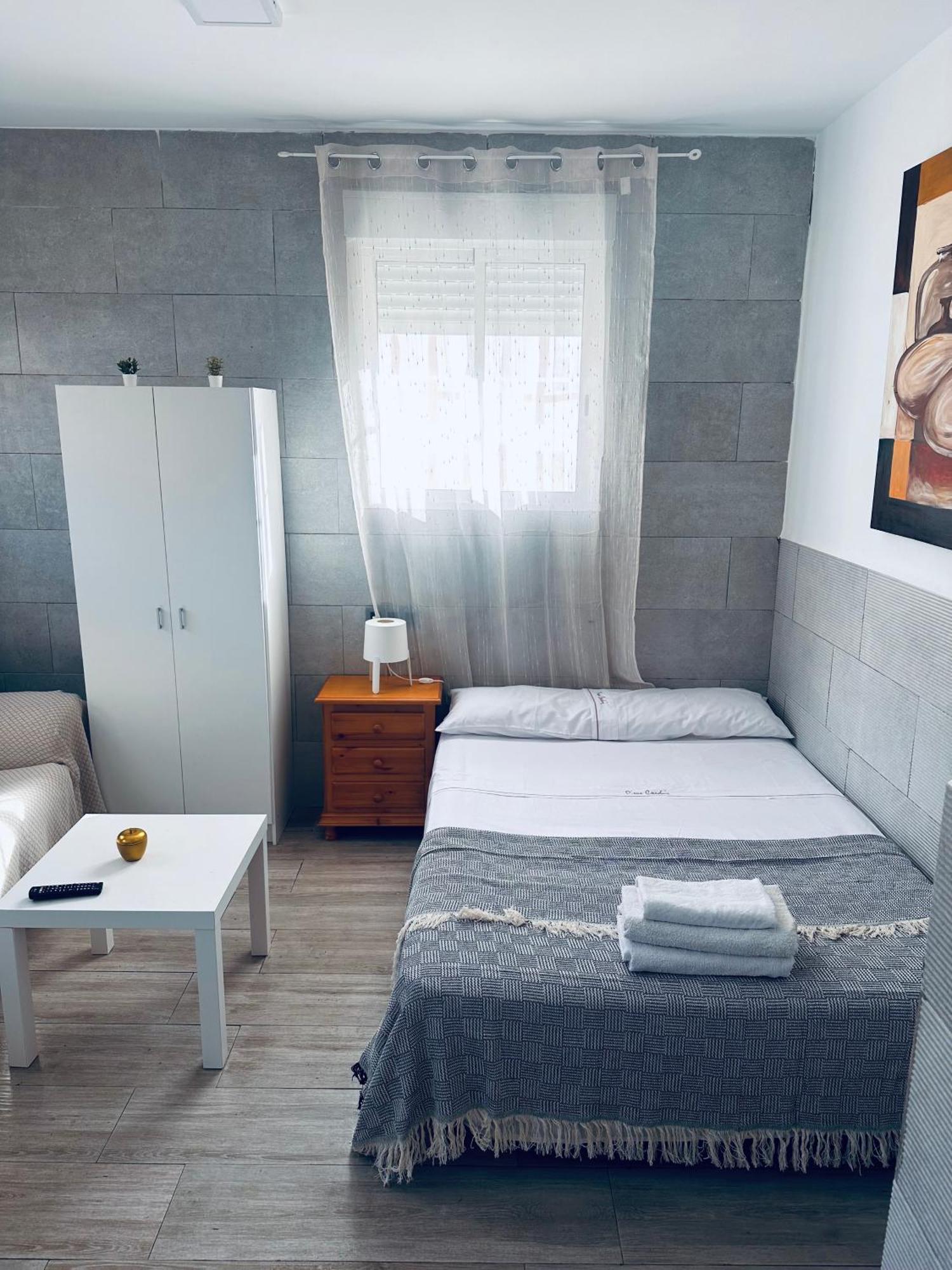 Estudios Murallas Merinies 세우타 외부 사진